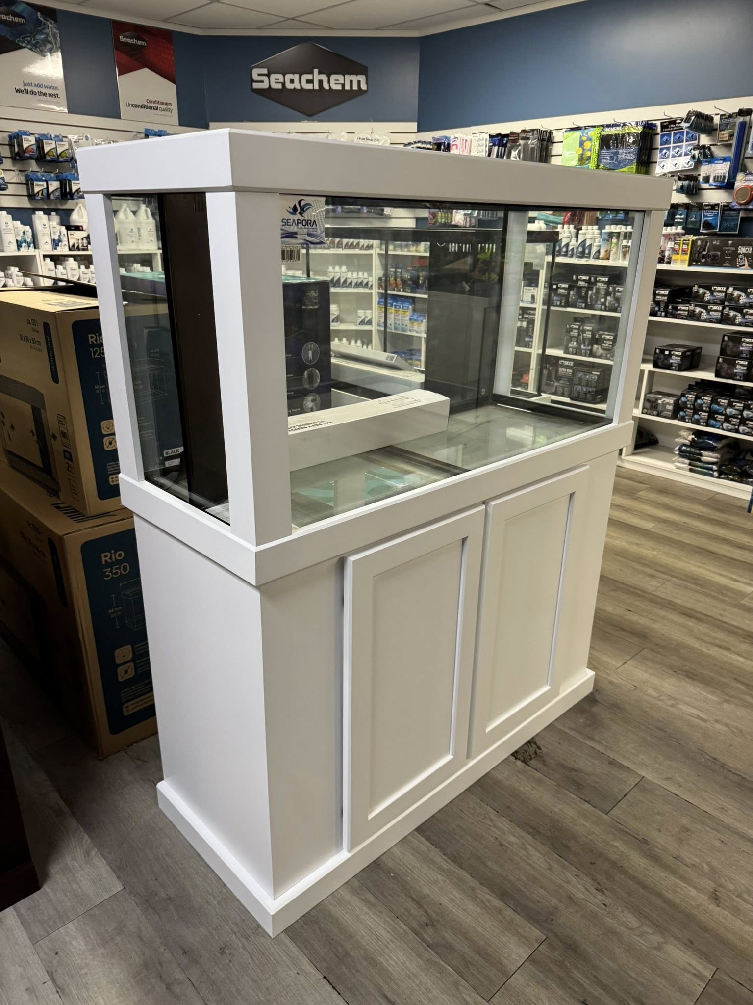 Large white peninsula aquarium stand
